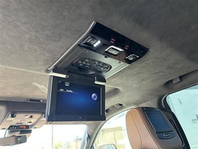 2017 Cadillac Escalade Platinum   - Photo 21 - Canoga Park, CA 91303