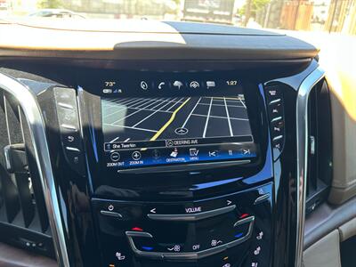 2017 Cadillac Escalade Platinum   - Photo 39 - Canoga Park, CA 91303
