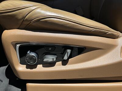 2017 Cadillac Escalade Platinum   - Photo 31 - Canoga Park, CA 91303