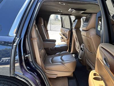 2017 Cadillac Escalade Platinum   - Photo 17 - Canoga Park, CA 91303