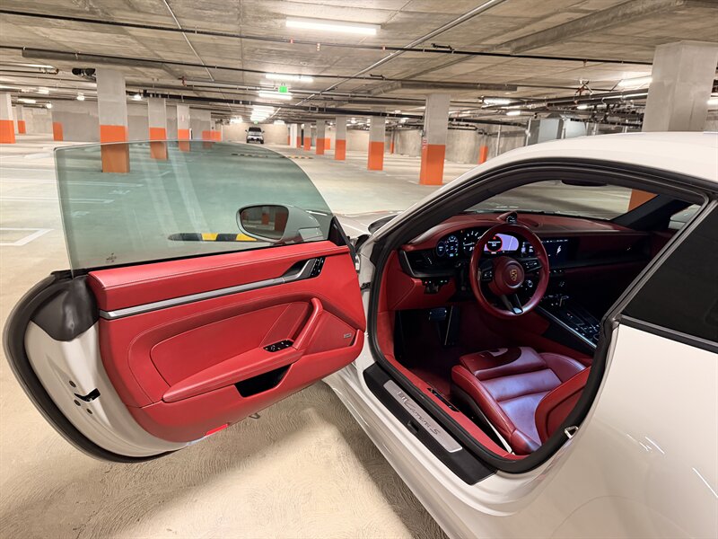 2020 Porsche 911 Carrera S - Photo 13 - Canoga Park, CA 91303
