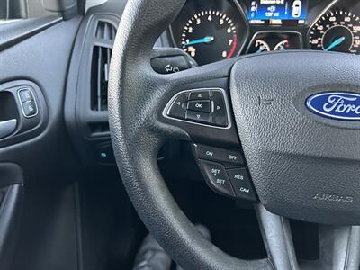 2018 Ford Focus SE   - Photo 28 - Canoga Park, CA 91303