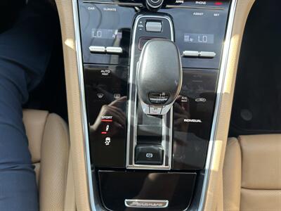 2021 Porsche Panamera   - Photo 38 - Canoga Park, CA 91303