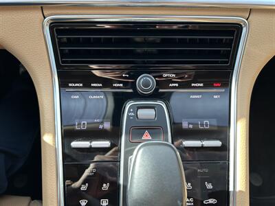 2021 Porsche Panamera   - Photo 37 - Canoga Park, CA 91303