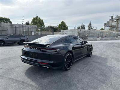 2021 Porsche Panamera   - Photo 4 - Canoga Park, CA 91303