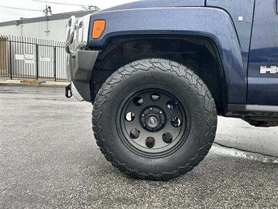 2008 Hummer H3   - Photo 9 - Canoga Park, CA 91303