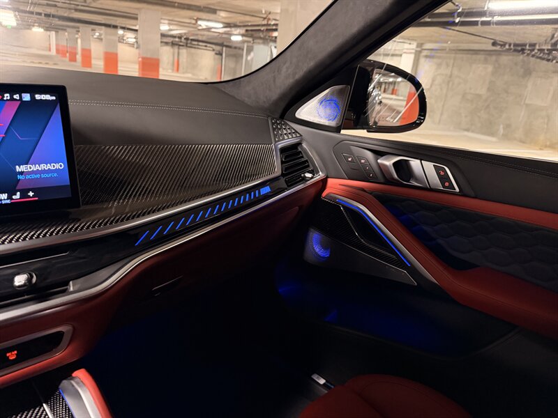2025 BMW X6 M Competition - Photo 33 - Canoga Park, CA 91303