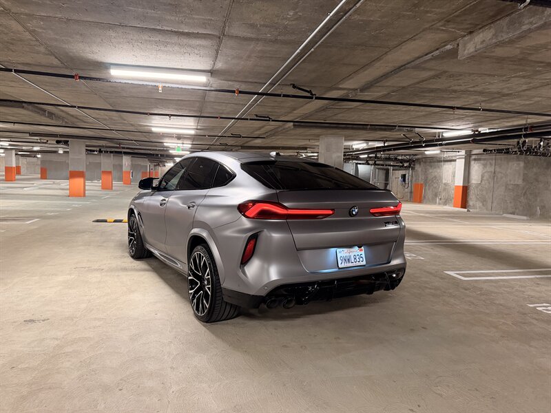 2025 BMW X6 M Competition - Photo 3 - Canoga Park, CA 91303