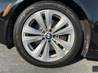 2012 BMW 5 Series 550i   - Photo 11 - Canoga Park, CA 91303
