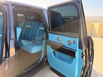 2023 Rolls-Royce Cullinan   - Photo 23 - Canoga Park, CA 91303