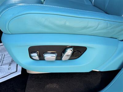 2023 Rolls-Royce Cullinan   - Photo 43 - Canoga Park, CA 91303