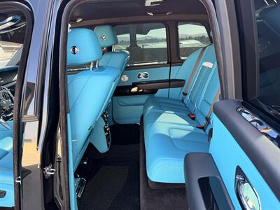 2023 Rolls-Royce Cullinan   - Photo 24 - Canoga Park, CA 91303
