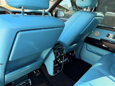 2023 Rolls-Royce Cullinan   - Photo 32 - Canoga Park, CA 91303