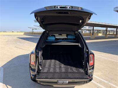 2023 Rolls-Royce Cullinan   - Photo 20 - Canoga Park, CA 91303