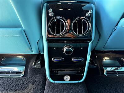 2023 Rolls-Royce Cullinan   - Photo 35 - Canoga Park, CA 91303