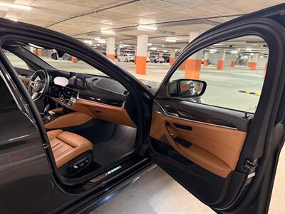 2022 BMW 5 Series M550i xDrive   - Photo 24 - Canoga Park, CA 91303
