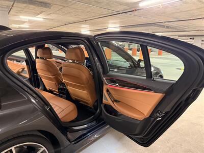 2022 BMW 5 Series M550i xDrive   - Photo 22 - Canoga Park, CA 91303