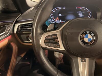 2022 BMW 5 Series M550i xDrive   - Photo 38 - Canoga Park, CA 91303