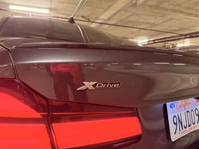 2022 BMW 5 Series M550i xDrive   - Photo 11 - Canoga Park, CA 91303
