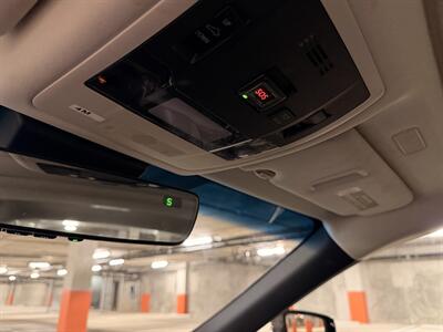 2019 Lexus ES 350   - Photo 27 - Canoga Park, CA 91303