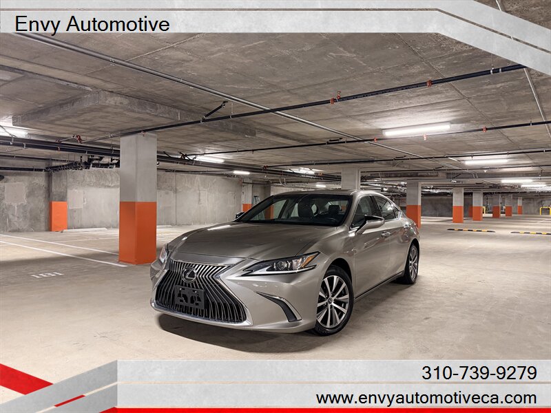 2019 Lexus ES 350   - Photo 1 - Canoga Park, CA 91303