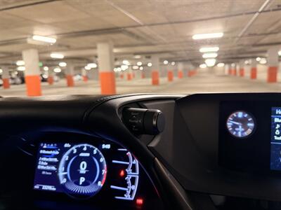 2019 Lexus ES 350   - Photo 31 - Canoga Park, CA 91303