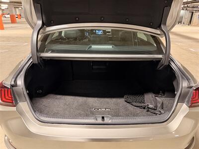 2019 Lexus ES 350   - Photo 9 - Canoga Park, CA 91303