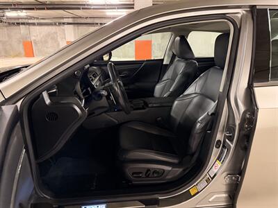 2019 Lexus ES 350   - Photo 13 - Canoga Park, CA 91303