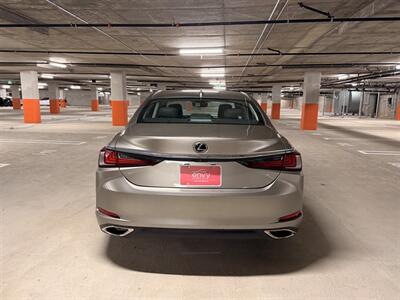 2019 Lexus ES 350   - Photo 8 - Canoga Park, CA 91303