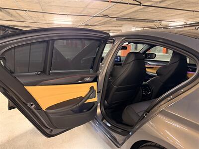 2023 BMW M5   - Photo 18 - Canoga Park, CA 91303