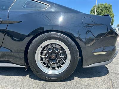 2020 Ford Mustang GT Premium   - Photo 12 - Canoga Park, CA 91303