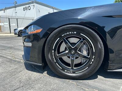 2020 Ford Mustang GT Premium   - Photo 11 - Canoga Park, CA 91303