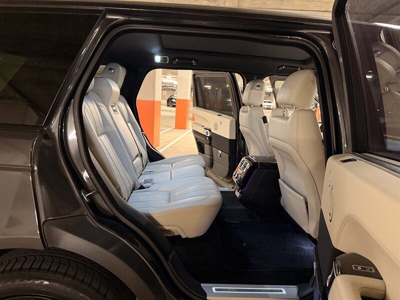 2017 Land Rover Range Rover Supercharged LWB - Photo 17 - Canoga Park, CA 91303