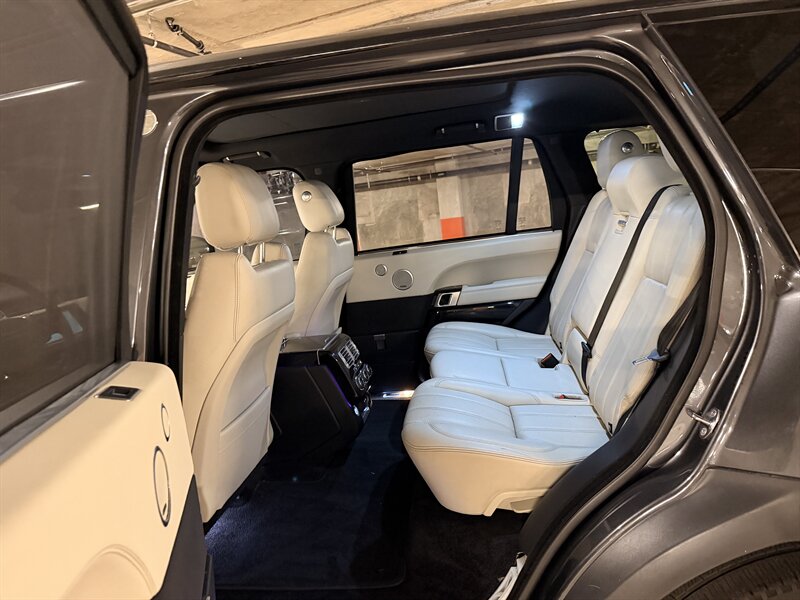 2017 Land Rover Range Rover Supercharged LWB - Photo 15 - Canoga Park, CA 91303