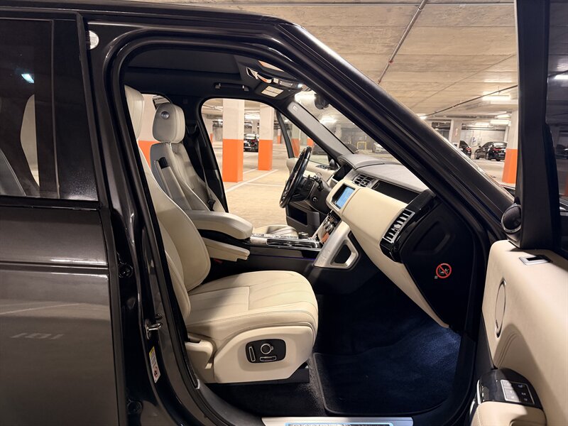 2017 Land Rover Range Rover Supercharged LWB - Photo 19 - Canoga Park, CA 91303