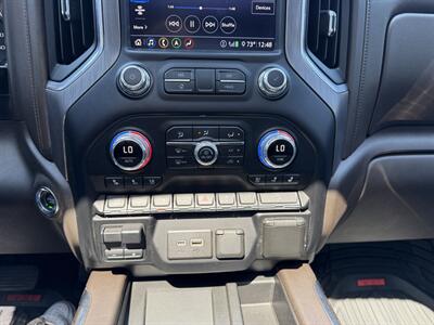 2020 GMC Sierra 2500HD Denali   - Photo 36 - Canoga Park, CA 91303