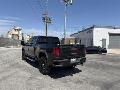 2020 GMC Sierra 2500HD Denali   - Photo 3 - Canoga Park, CA 91303