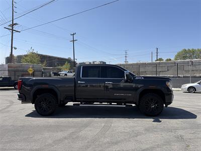 2020 GMC Sierra 2500HD Denali   - Photo 5 - Canoga Park, CA 91303