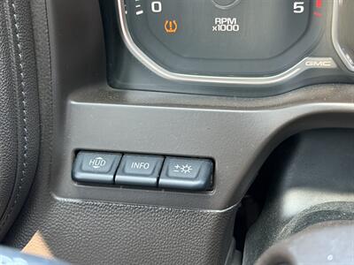 2020 GMC Sierra 2500HD Denali   - Photo 46 - Canoga Park, CA 91303