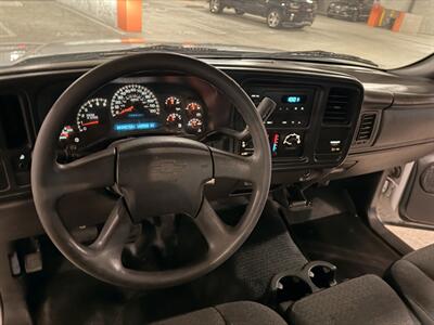 2003 Chevrolet Silverado 2500HD Work Truck   - Photo 20 - Canoga Park, CA 91303