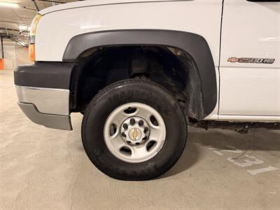 2003 Chevrolet Silverado 2500HD Work Truck   - Photo 14 - Canoga Park, CA 91303