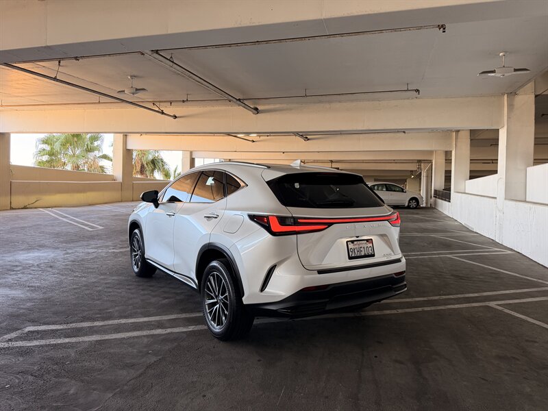 2024 Lexus NX 350 - Photo 3 - Canoga Park, CA 91303
