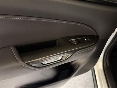 2024 Lexus NX 350 - Photo 23 - Canoga Park, CA 91303