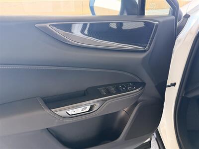 2024 Lexus NX 350 - Photo 26 - Canoga Park, CA 91303