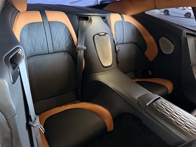 2024 Aston Martin DB12 V8 - Photo 24 - Canoga Park, CA 91303