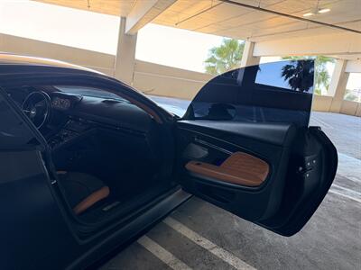 2024 Aston Martin DB12 V8 - Photo 17 - Canoga Park, CA 91303