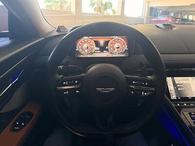 2024 Aston Martin DB12 V8 - Photo 32 - Canoga Park, CA 91303
