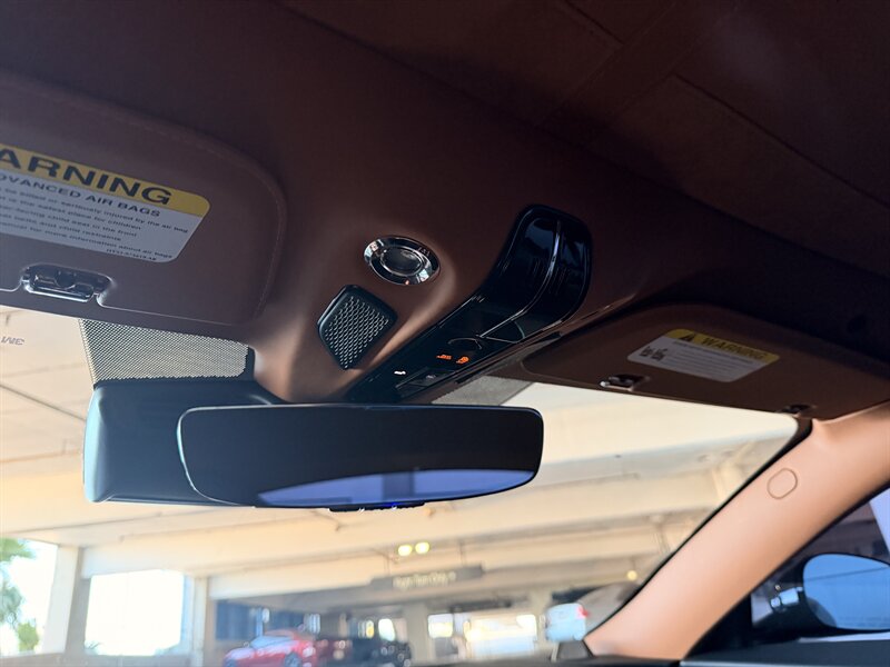 2024 Aston Martin DB12 V8 - Photo 31 - Canoga Park, CA 91303