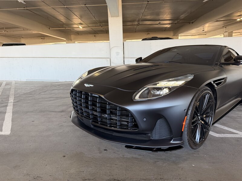 2024 Aston Martin DB12 V8 - Photo 14 - Canoga Park, CA 91303