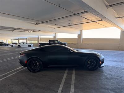 2024 Aston Martin DB12 V8 - Photo 5 - Canoga Park, CA 91303